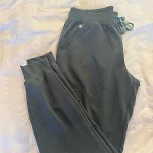 Women’s Figs Zamora joggers